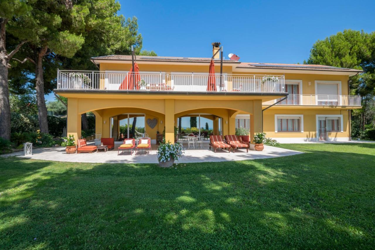 Bed and Breakfast Tra Gli Alberi E Il Mare à Sirolo Extérieur photo