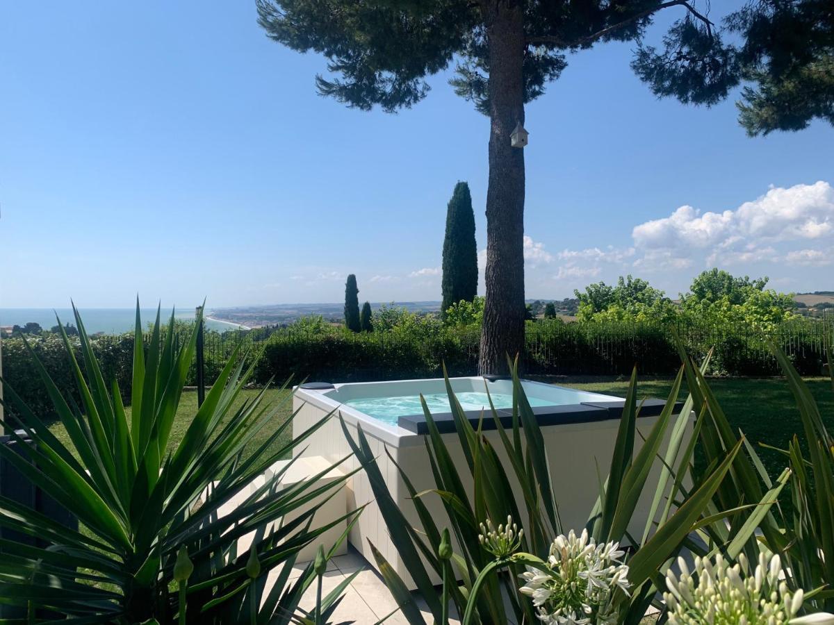 Bed and Breakfast Tra Gli Alberi E Il Mare à Sirolo Extérieur photo