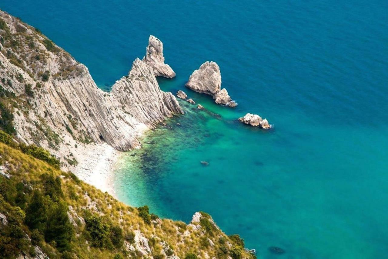 Bed and Breakfast Tra Gli Alberi E Il Mare à Sirolo Extérieur photo