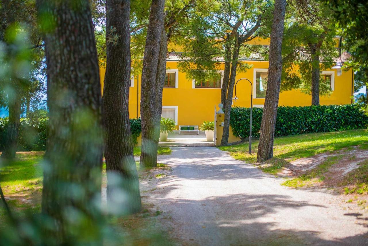 Bed and Breakfast Tra Gli Alberi E Il Mare à Sirolo Extérieur photo